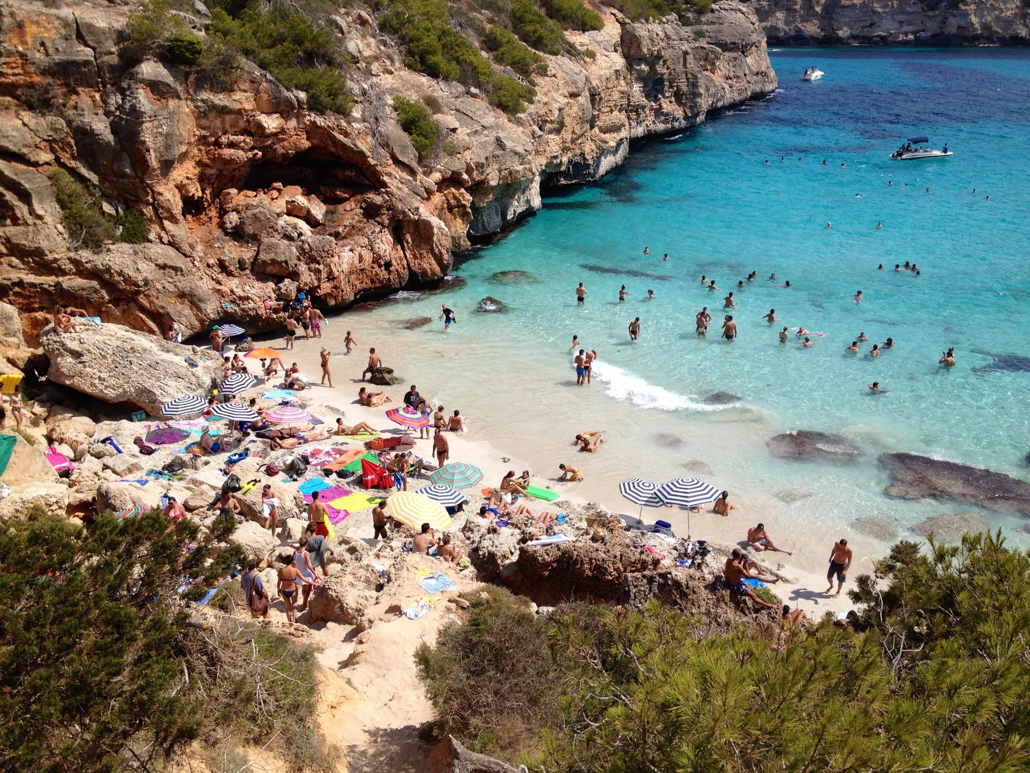 Caló des Moro to become no-smoking and no-alcohol